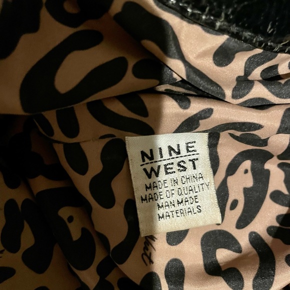 Nine West Black Sequin Purse, leopard print lining - Picture 9 of 11